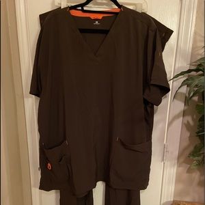 Women’s carhartt scrubs 3x